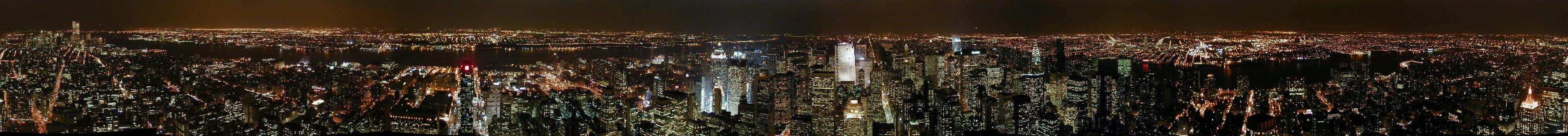 360 degree panorama of New York at night from Empire State Building<br>Location: <a href="https://www.google.com/maps/search/?api=1&query=40.74844,-73.98568" target="_new">Empire State Building Observation Deck</a>